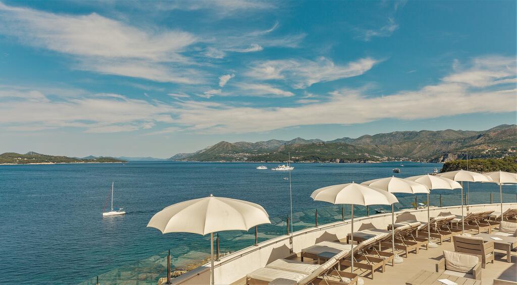 royal blue hotel beach view
