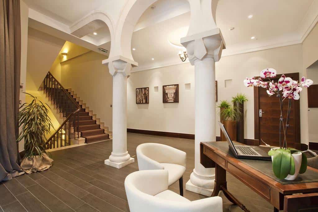 Orsula lobby photo