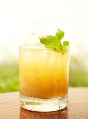 bourbon and peach smash recipe