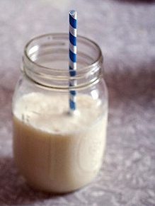 vanilla bourbon milkshake