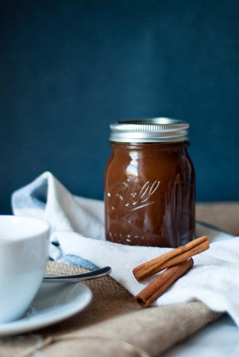 pumpkin-spice-syrup-crdt-two-red-bowls