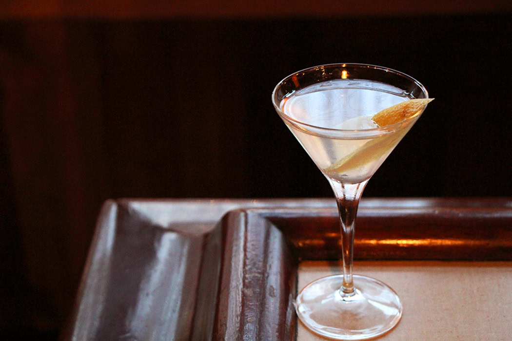 queen-mary-martini-horizontal-crdt-emma-janzen