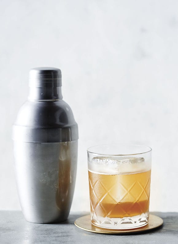 gold rush cocktail