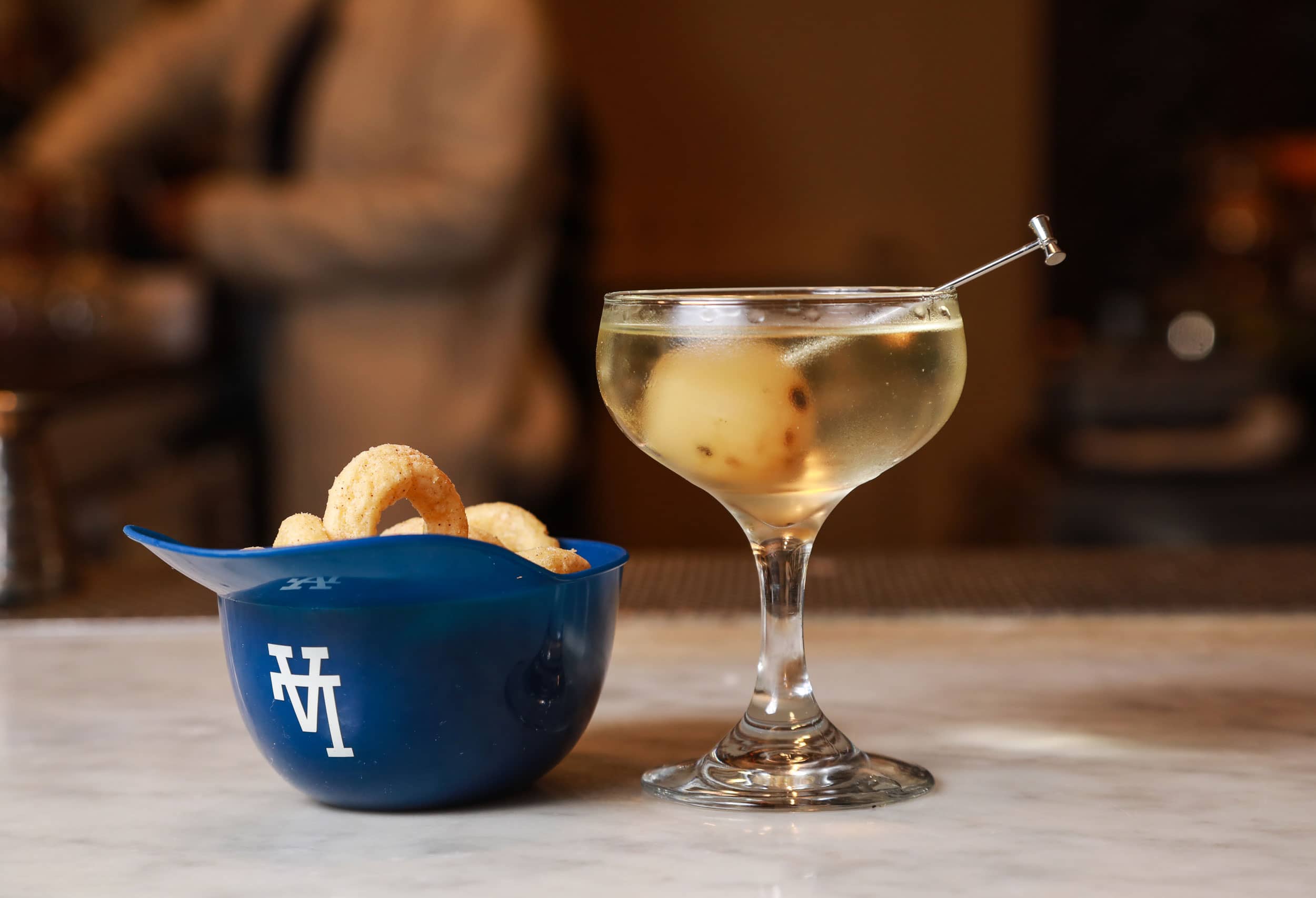 Martinis Los Angeles: Big Bar Kirk's Gibson Grilled Onion Martini