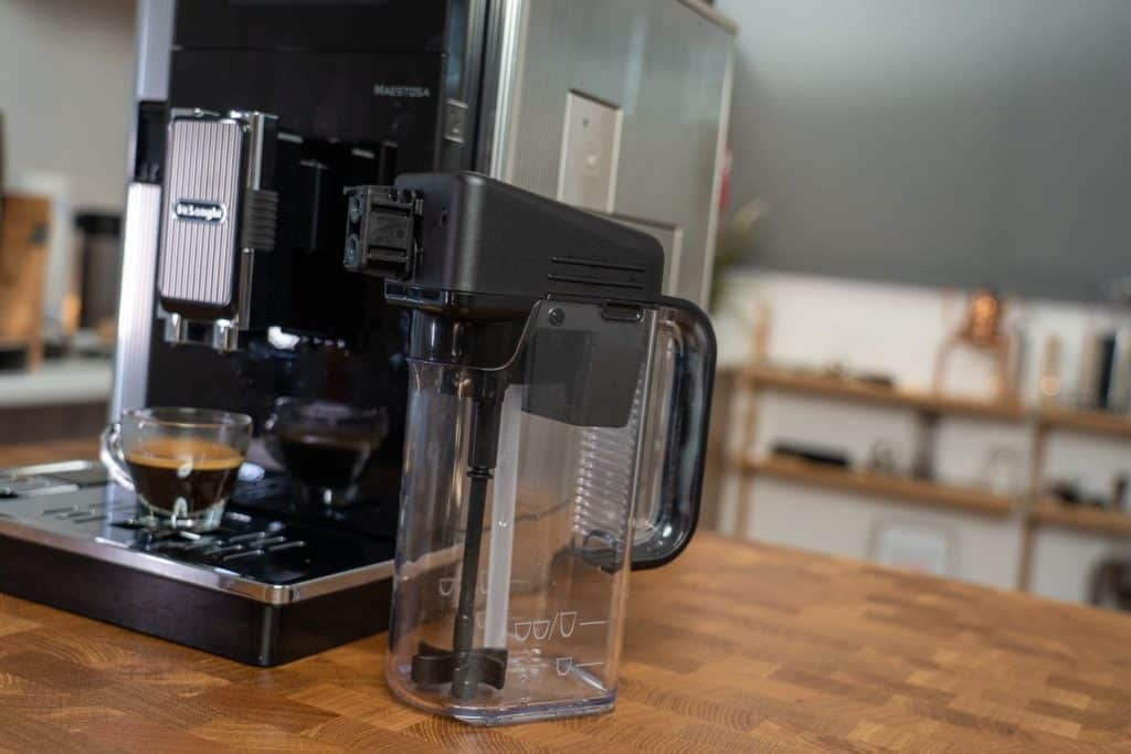 DeLonghi Maestosa - Mixkaraffe