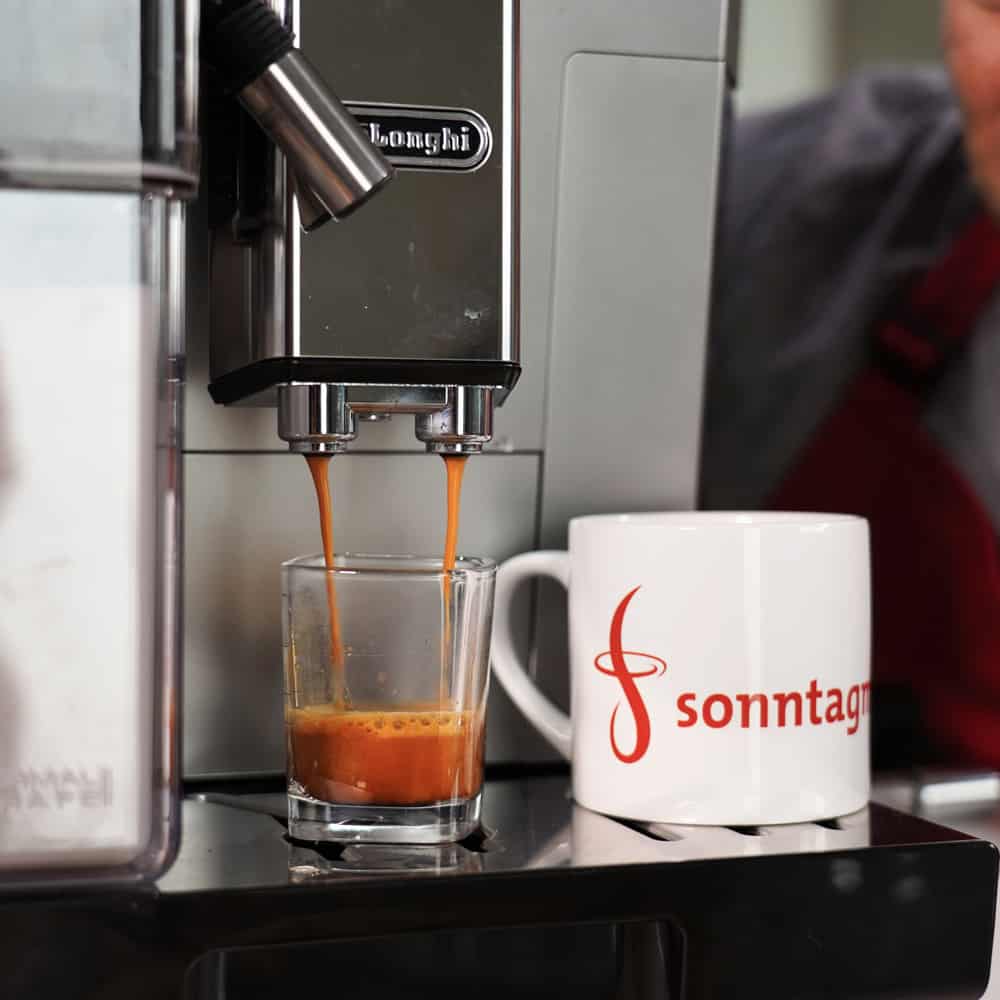 DeLonghi PrimaDonna Class Kaffeevollautomat - Espressobezug