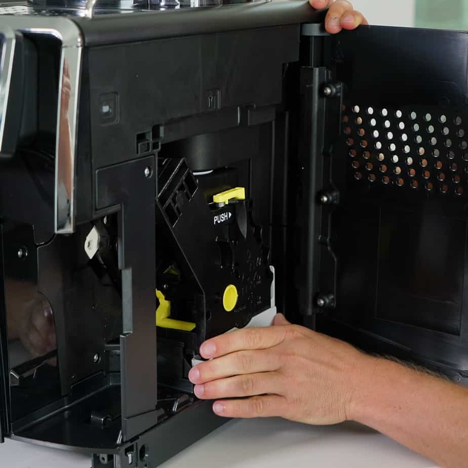 Saeco Xelsis Bruehgruppe raus