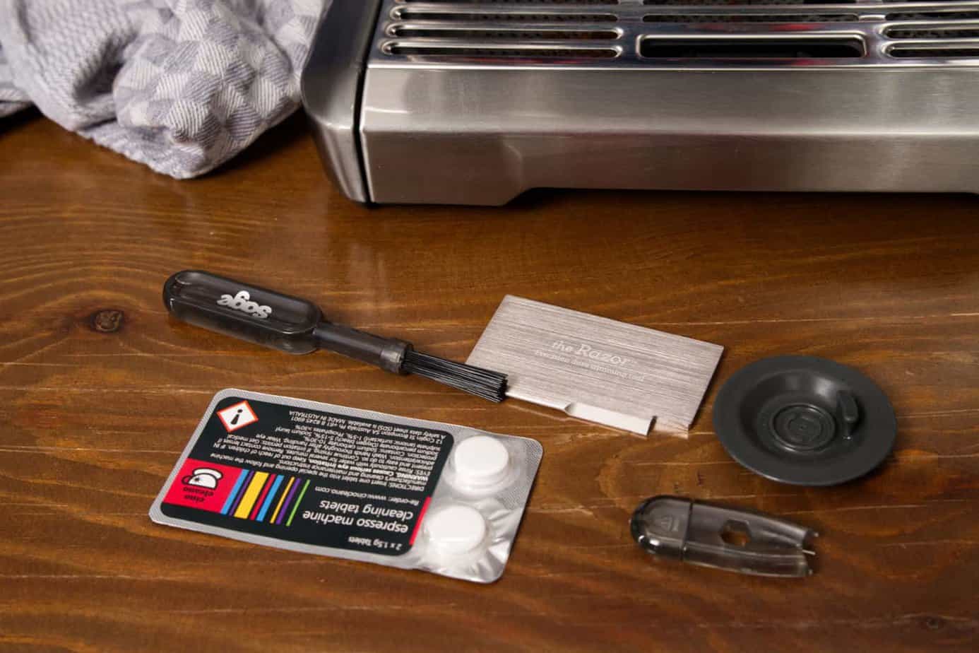 Sage Barista Touch Utensilien Reinigung