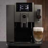 Coffeeness Doppelwandige Latte-Gläser mit der Jura E8