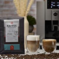 Kraeftiger Kaffee fuer Vollautomaten mit Getraenken und Jura E8