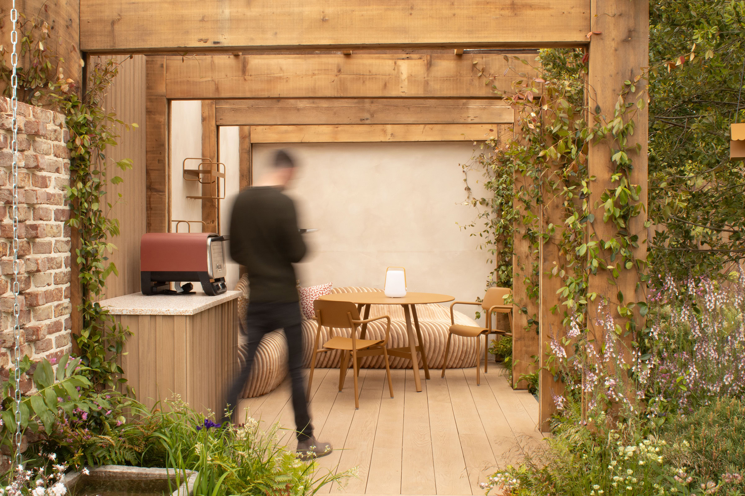 Millboard Enhanced Grain decking