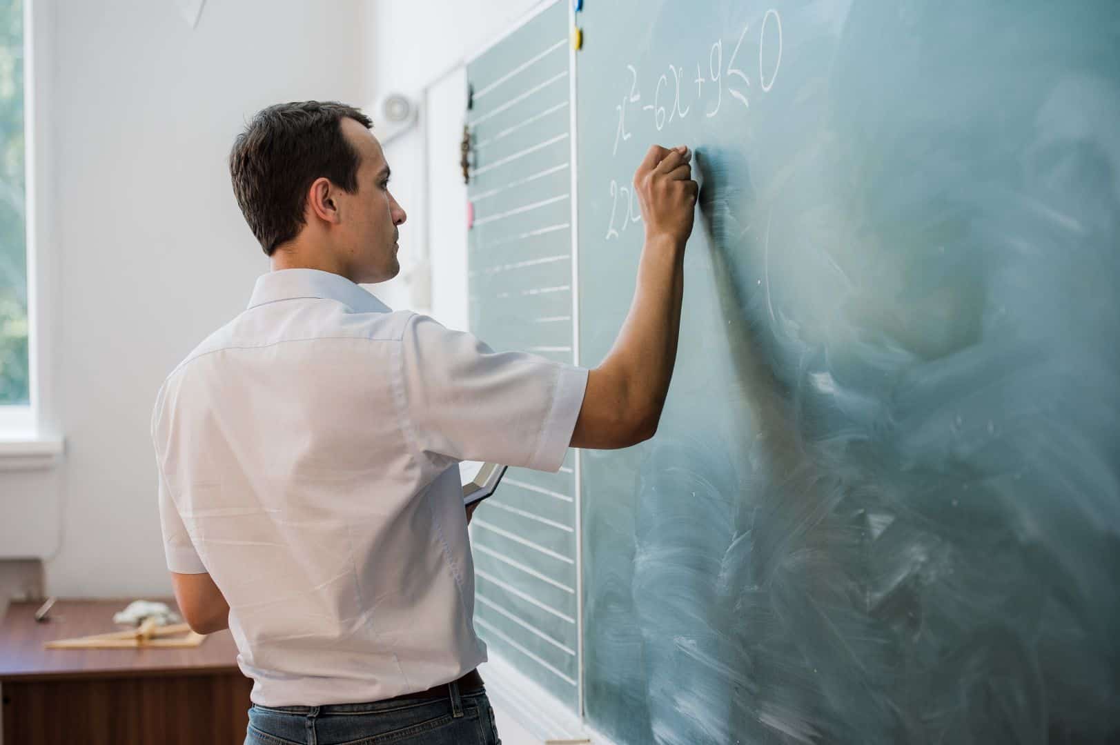 Use a Data Inquiry Cycle to Guide Your Curriculum Review
