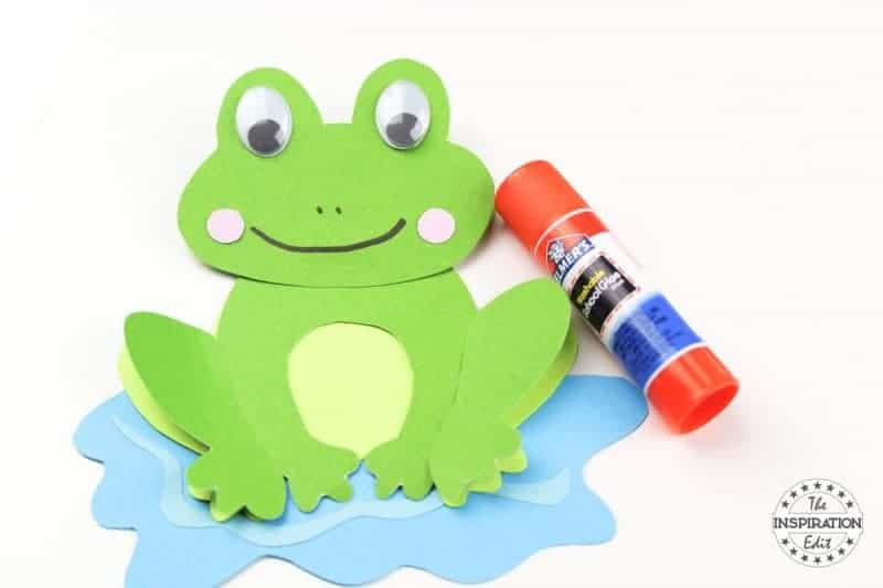 Frog paper craft for preschoolers