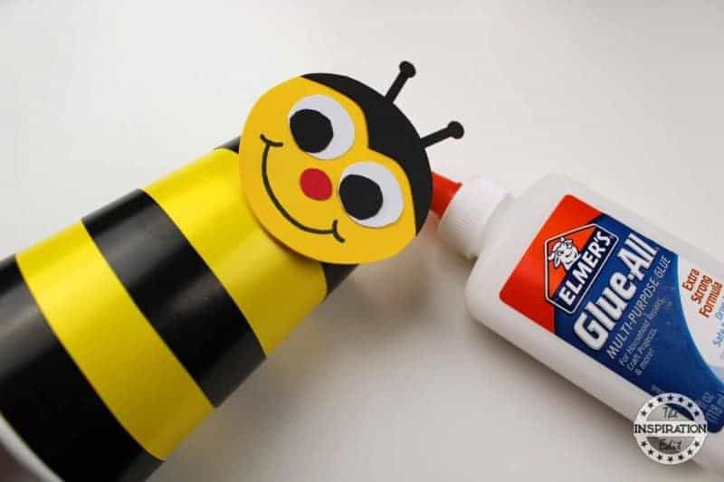 preschool bumble bee craft idea made from paper cup