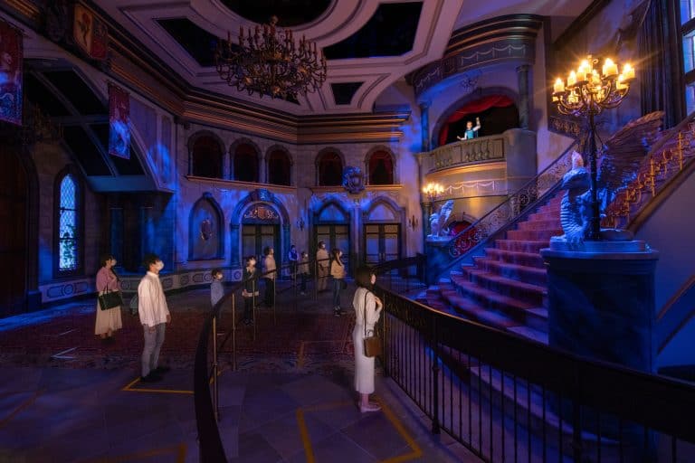 Photos Inside Beauty and the Beast at Tokyo Disneyland • TDR Explorer
