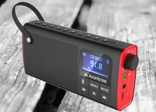 Avantree SP850 3-in-1 is very handy portable radio with Bluetooth. It is well made and almost fits into a pocket.