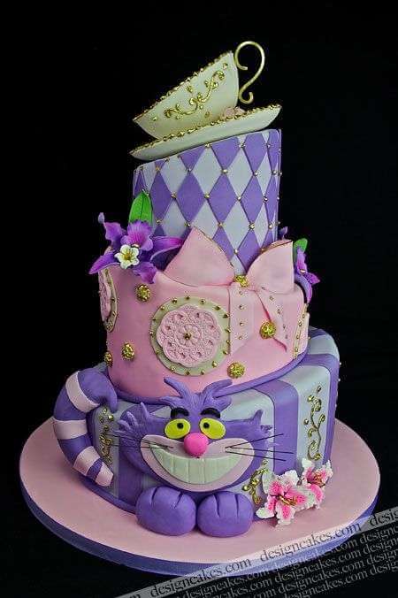 Cheshire cat cake