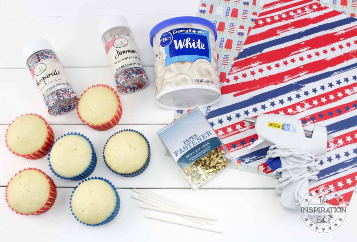 Perfect Patriotic Pinwheel Cupcakes · The Inspiration Edit