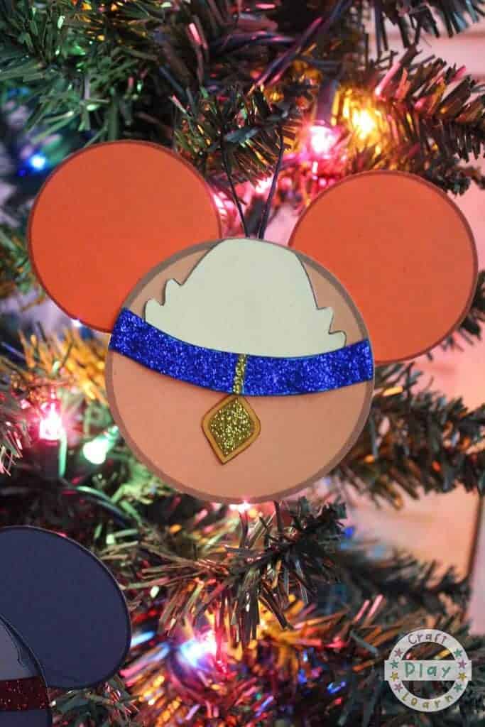 How to Make This Lady and the Tramp Ornament Craft.