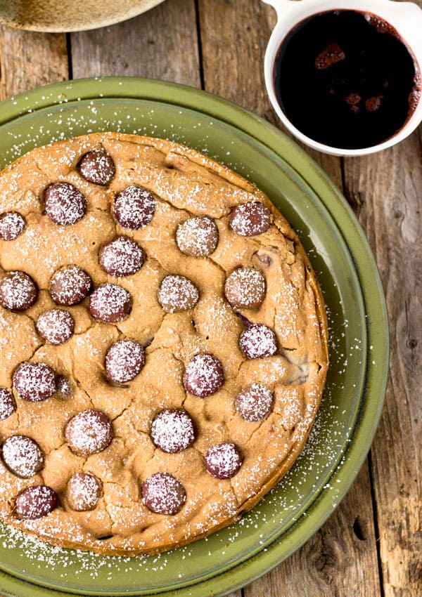 Fresh-Red-Grape-Cake