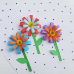 Kids summer paper flower craft.