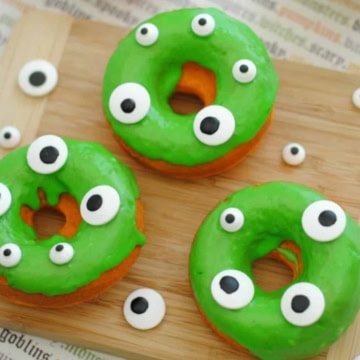 Halloween Monster Donuts: Too Scary to Eat.