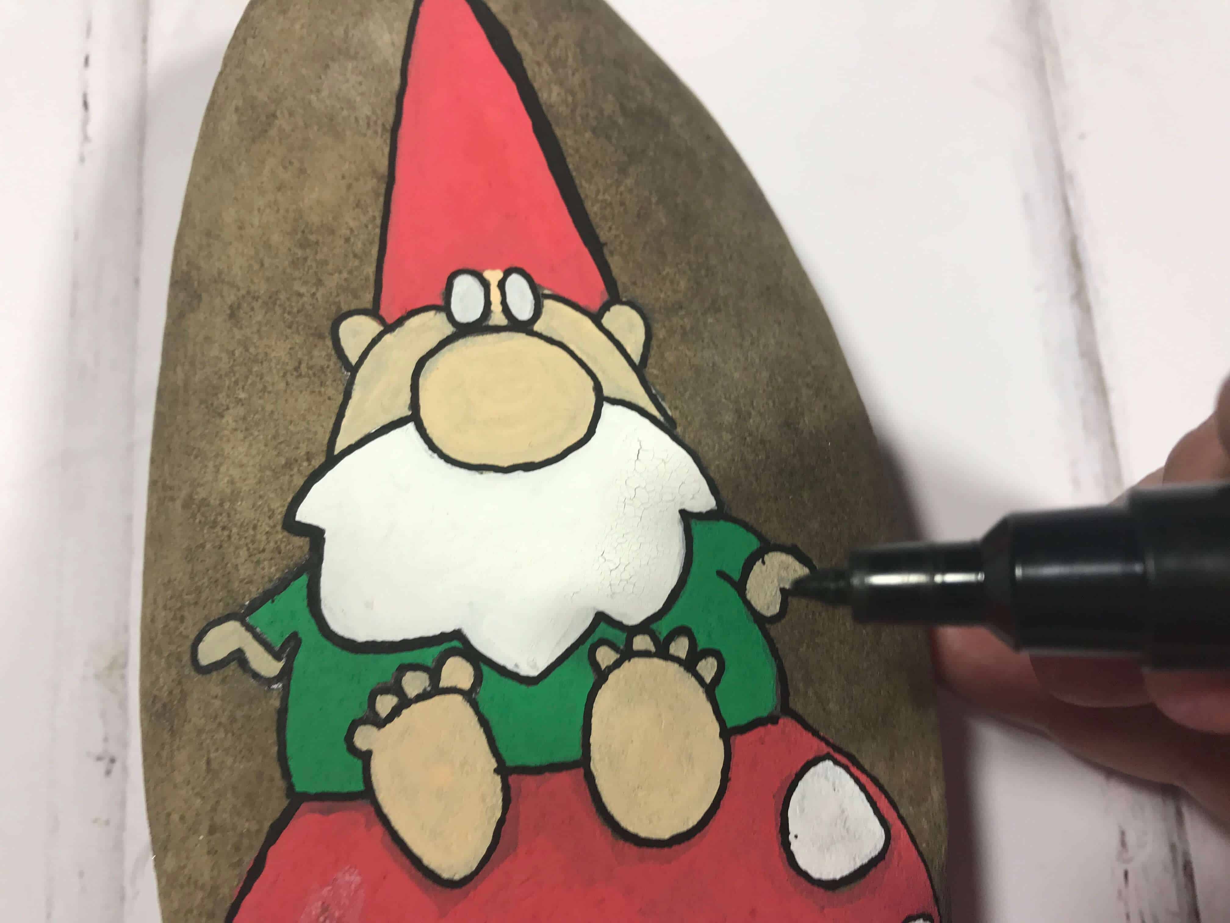painting a garden gnome