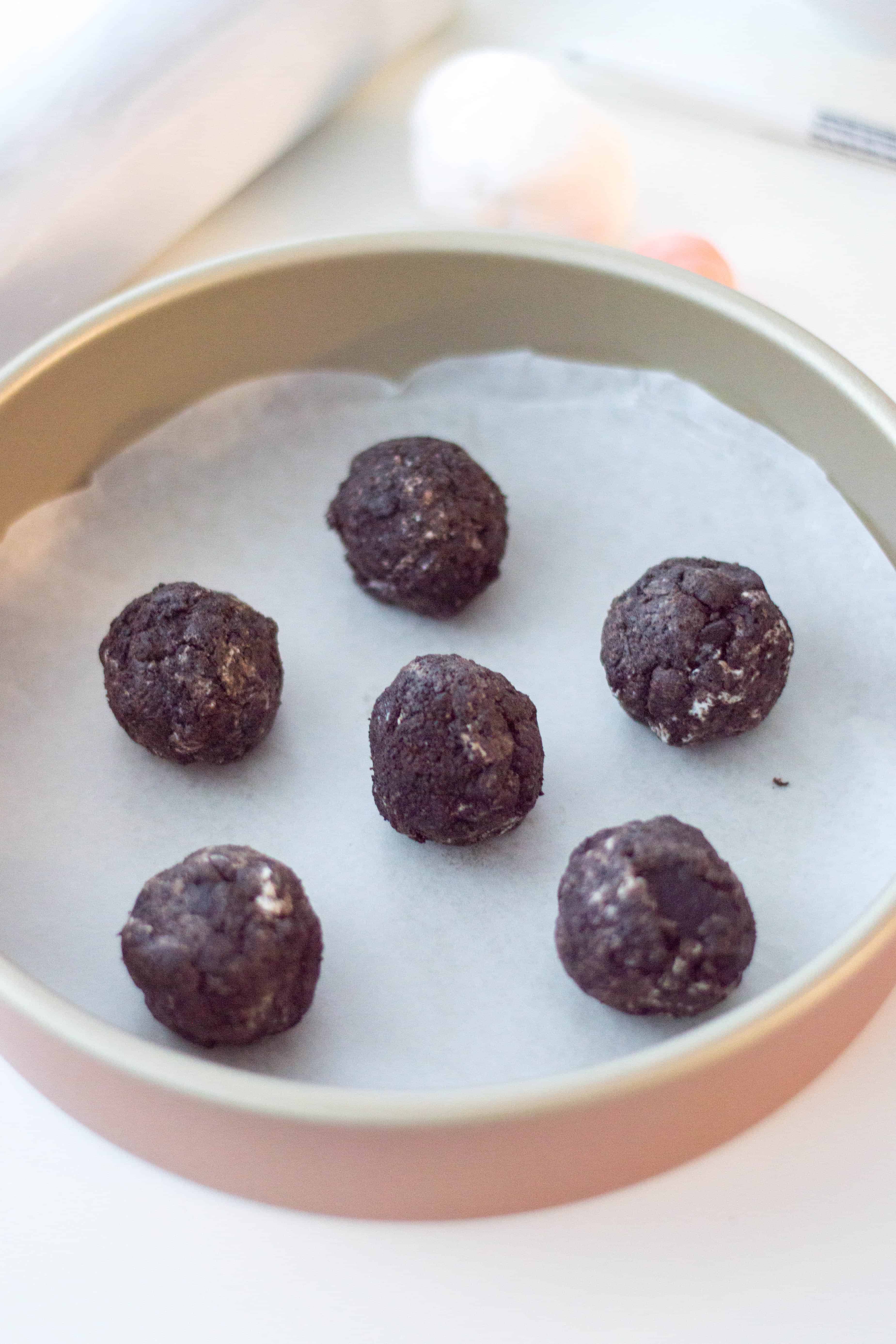 Snowman Oreo Balls recipe