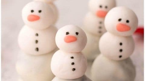 Snowman Oreo Balls Party Treat · The Inspiration Edit