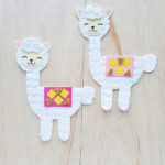 Alpaca Paper Craft.