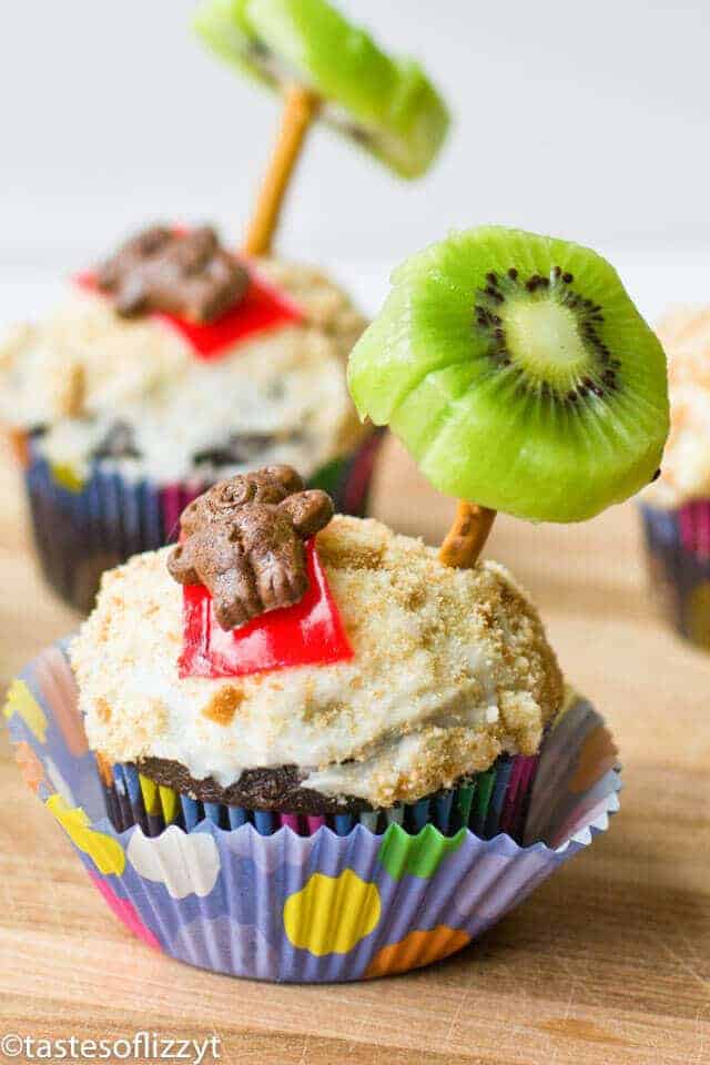 Palm Tree Cupcakes.