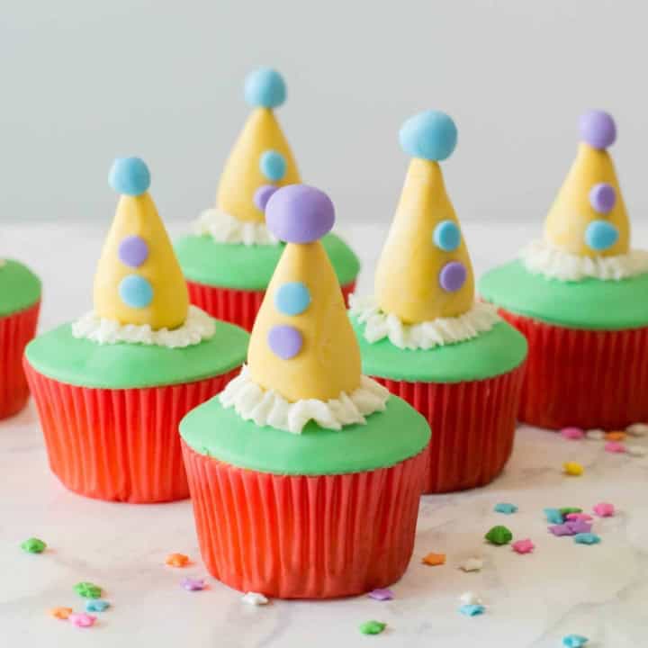 How to Make Clown Cupcakes.