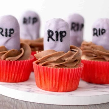Rip Halloween Cupcakes: Perfect Party Treats.
