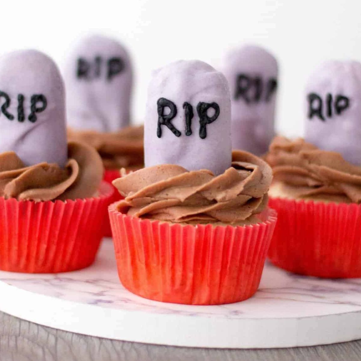 Rip Halloween Cupcakes: Perfect Party Treats | The Inspiration Edit