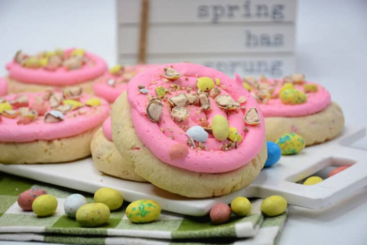 Mini Egg Whopper Cookies | The Inspiration Edit