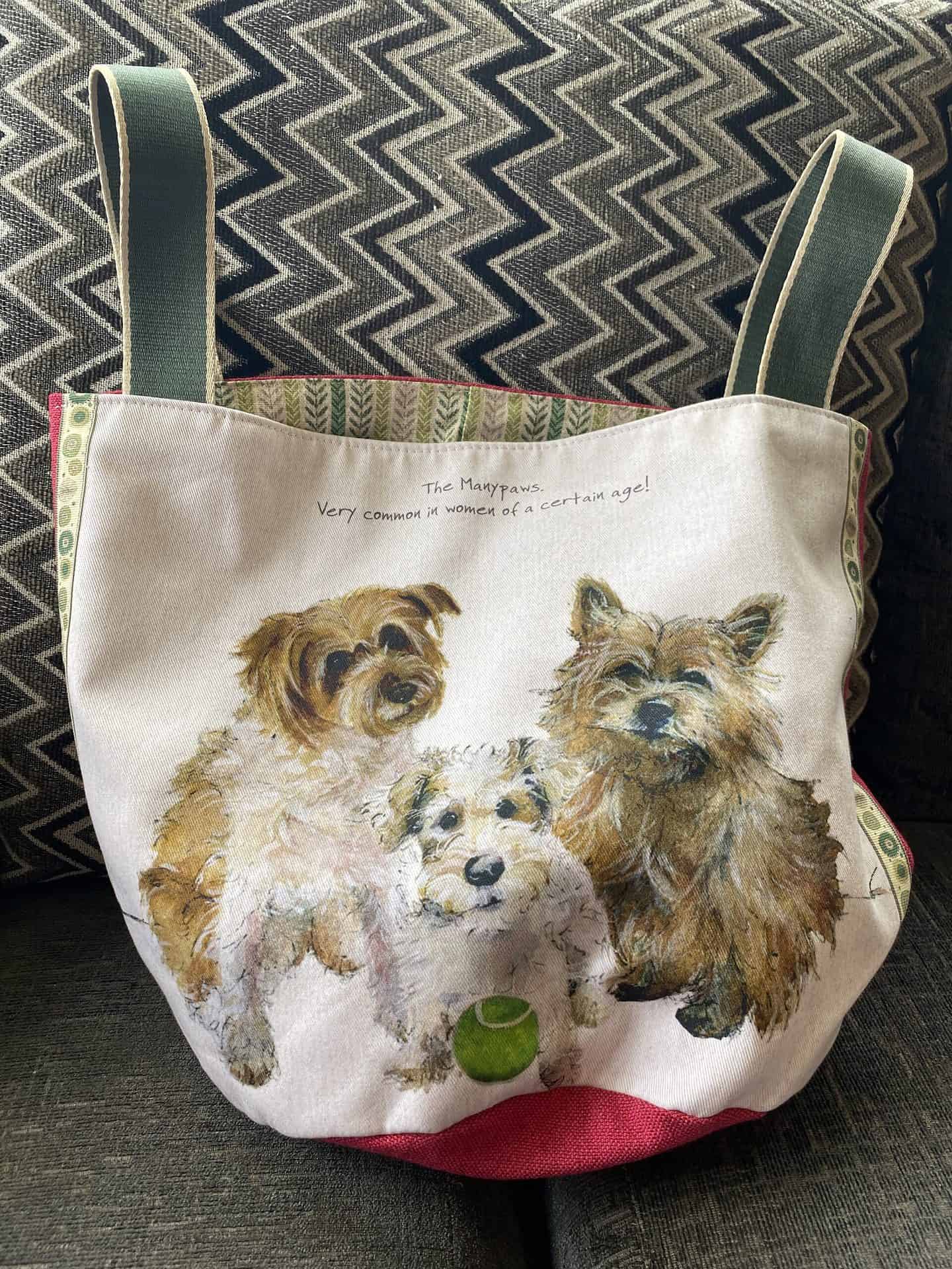 dog owner gifts - dog overnight bag