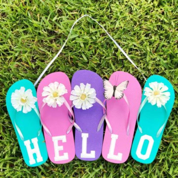 Flip Flop Door Hanger.