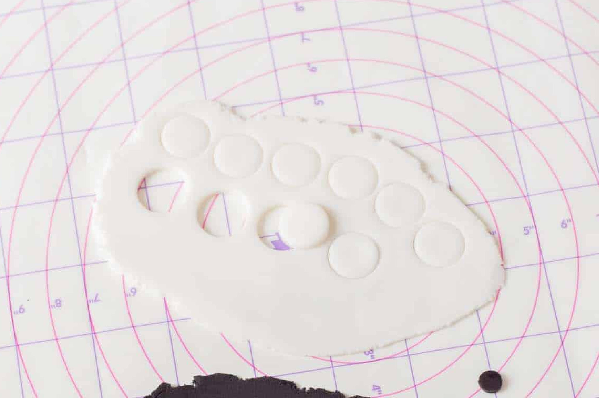 Rolled white fondant.