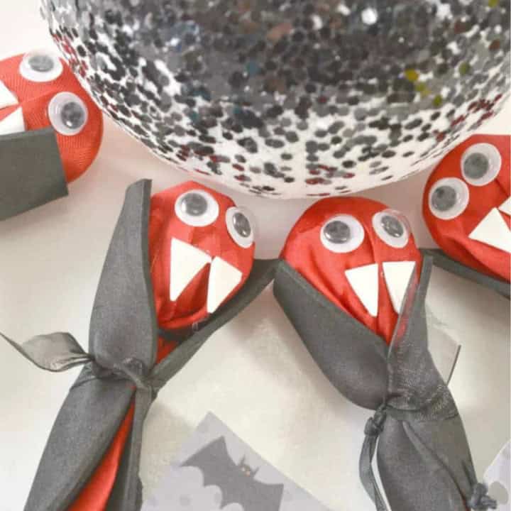 Vampire Lollipops Halloween Treats.