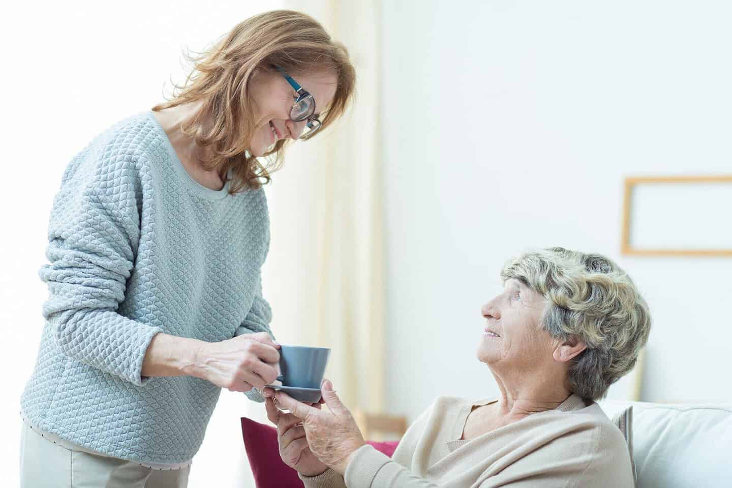 Benefits of Hiring a Caregiver for Grandparents