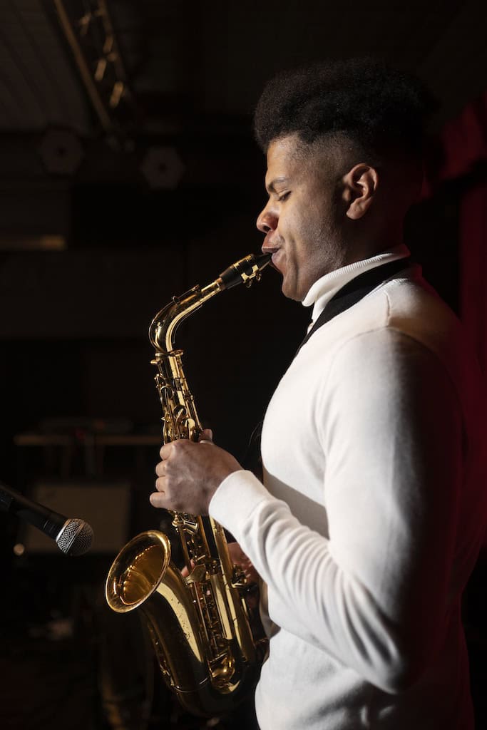 Common Roadblocks For New Saxophone Players.