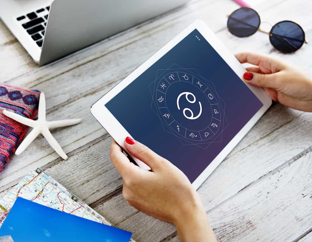 Horoscope with Accurate Birth Chart Readings