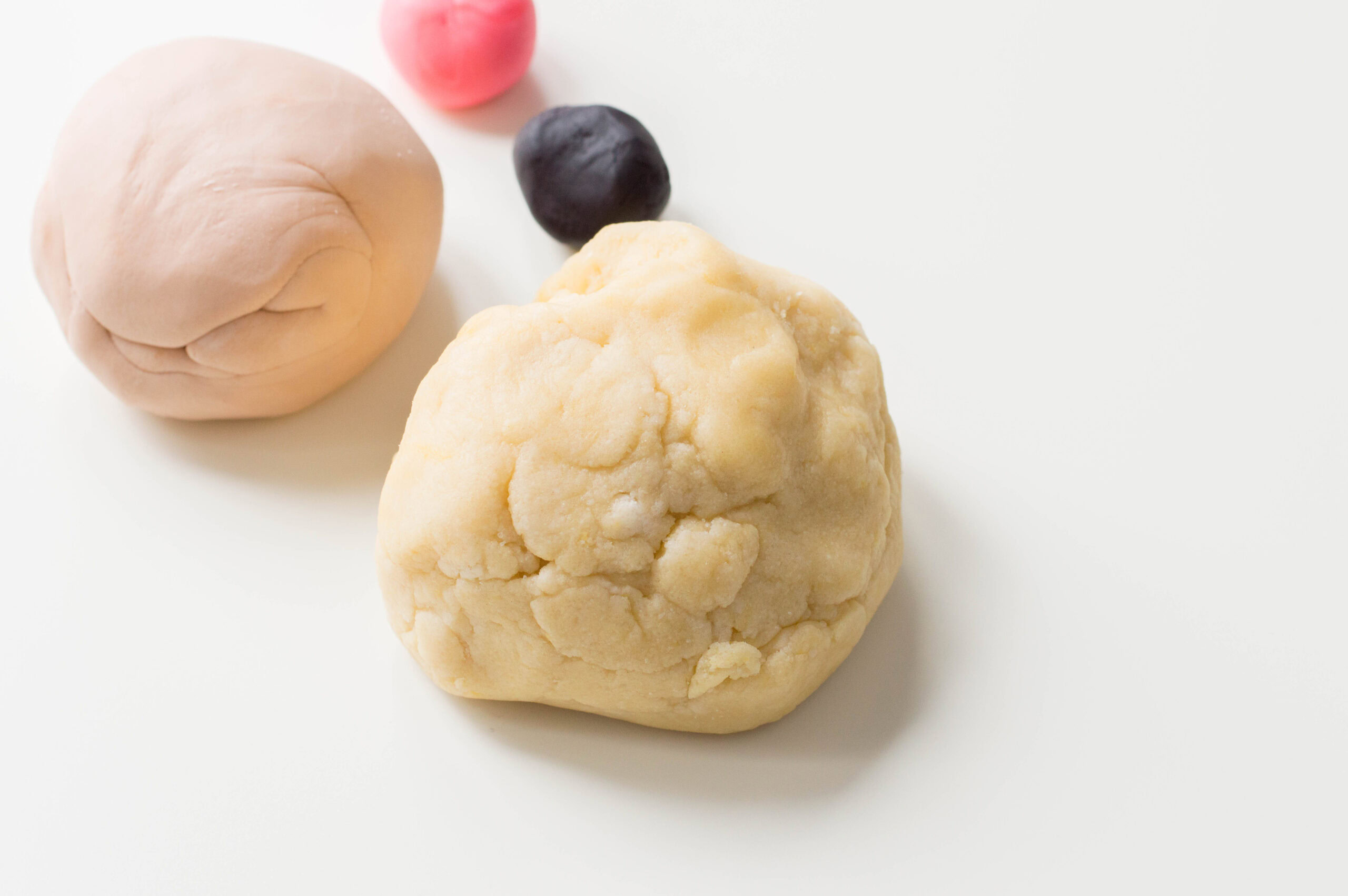 fondant for teddy bear cookies.