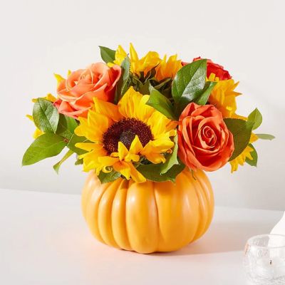 A beautiful bouquet plucked straight from the pumpkin patch.