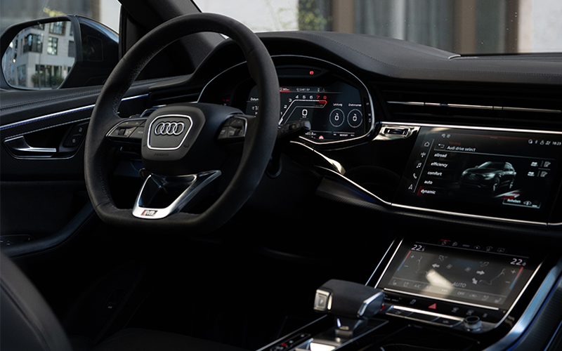 Audi RSQ8 mieten