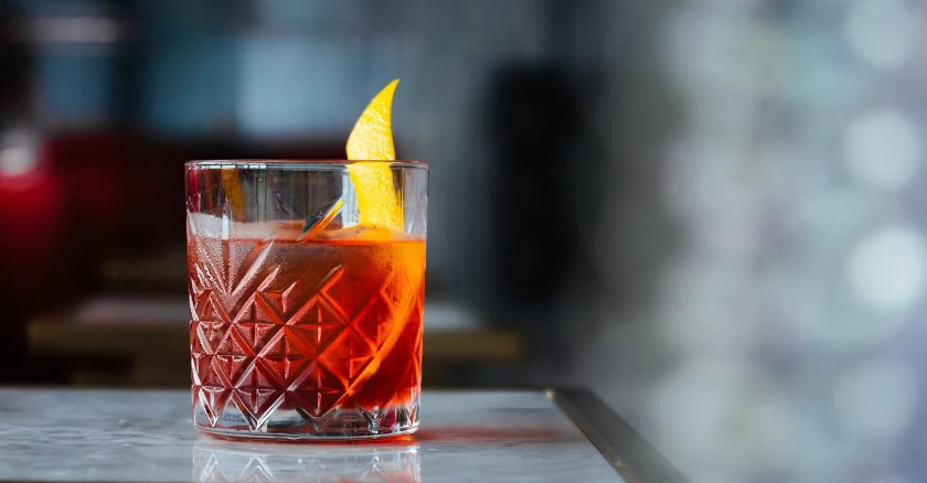 apricot negroni