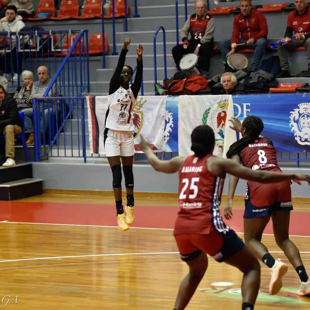 LF2 – France : Léna Timéra (Ailiére Cavigal Nice) : "J'aimerais bien porter les couleurs de l'équipe nationale du Sénégal au moins une fois" - wiwsport
