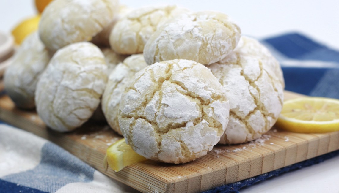 Lemon Cream Cheese Crinkle Cookies