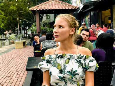 Local street food market Melaka Malaysian cuisine