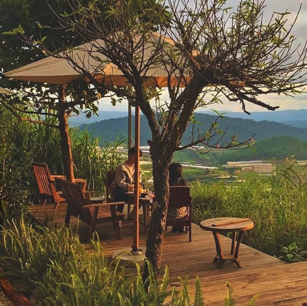Tiệm cà phê Hoàng Hôn Chiều